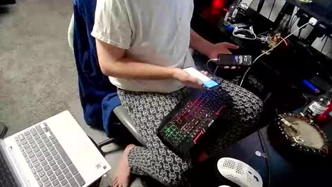 Snapshot of knkycpl6944 chatting on December 1, 2025, 12:26 am Kevin Fitz online show from December 1, 2025, 12:26 am