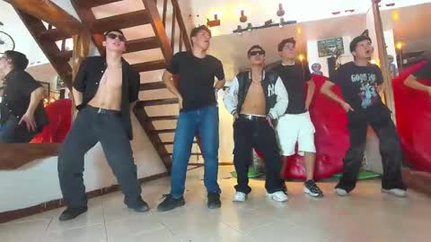 kobayaske online show from February 24, 2025, 3:44 am