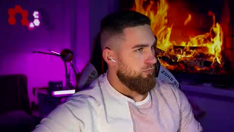 Snapshot of kochka25 chatting on January 17, 2026, 3:39 pm Sweet boy online show from January 17, 2026, 3:39 pm