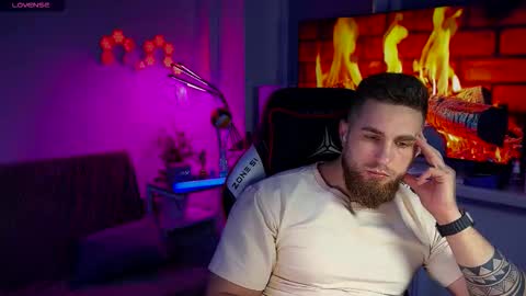 Snapshot of kochka25 chatting on March 1, 2026, 2:52 pm Sweet boy online show from March 1, 2026, 2:52 pm