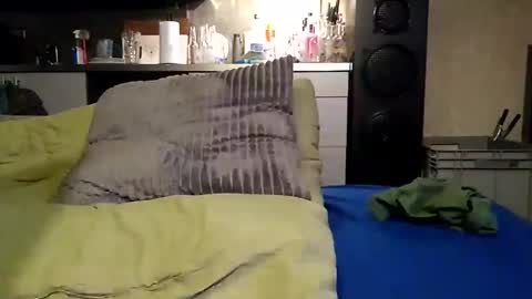 koelie1982 online show from March 9, 2025, 11:03 pm