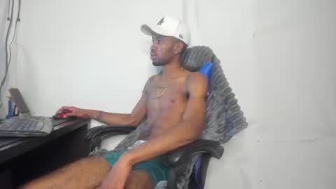 Snapshot of kofi_exotic_ chatting on June 20, 2026, 7:49 pm kofi online show from June 20, 2026, 7:49 pm