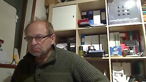 kokin3034 online show from December 8, 2024, 5:44 pm