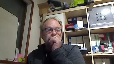 kokin3034 online show from February 8, 2025, 4:14 pm