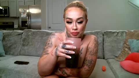 Koko Kwinn online show from March 6, 2025, 3:02 pm