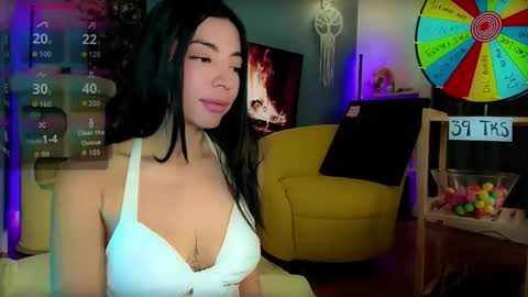 Lisa      online show from January 5, 2026, 5:27 pm