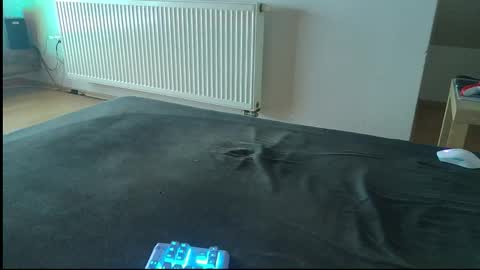 Andy online show from September 12, 2025, 6:08 pm