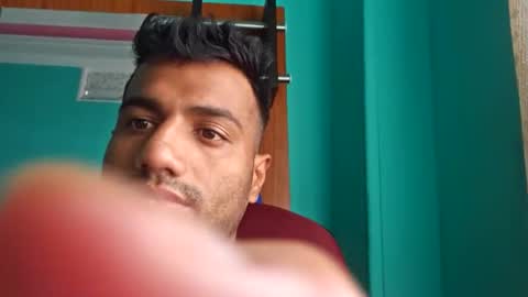 kolkataboysss online show from June 7, 2026, 5:22 am