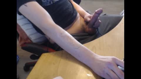 Kompura online show from December 15, 2024, 5:20 pm