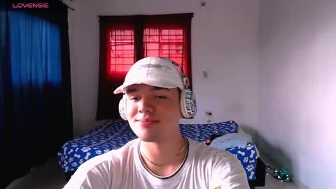 Snapshot of konnie_kardashian chatting on February 15, 2025, 9:59 pm Klyie Online Mostly at 10pm-7am COL time online show from February 15, 2025, 9:59 pm