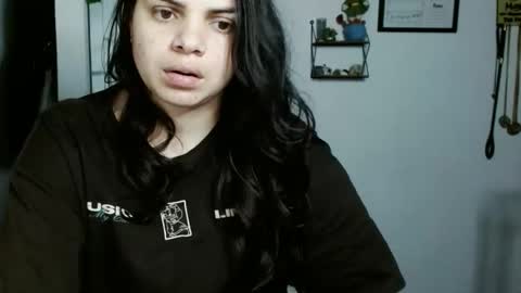 Karoll online show from September 16, 2025, 2:23 am