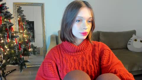 kossie_ online show from December 11, 2024, 2:33 pm
