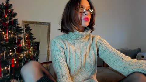kossie_ online show from December 13, 2024, 11:45 am