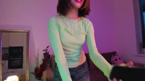 kossie_ online show from January 24, 2025, 1:57 pm