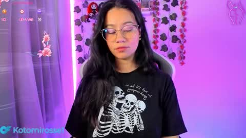 Kotomi online show from October 19, 2025, 2:12 am