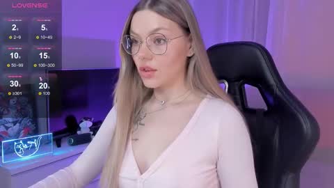 Snapshot of koza_dereza_ chatting on October 17, 2025, 5:15 pm Jess online show from October 17, 2025, 5:15 pm