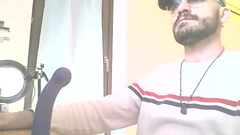 Snapshot of kratoskratoskratos chatting on March 7, 2026, 1:08 pm Kratos online show from March 7, 2026, 1:08 pm