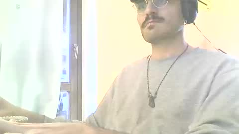 Snapshot of kratoskratoskratos chatting on March 13, 2026, 5:36 am Kratos online show from March 13, 2026, 5:36 am