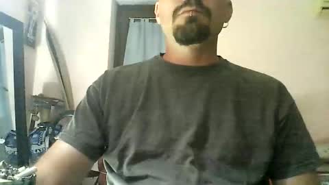 Snapshot of kratoskratoskratos chatting on May 25, 2026, 10:05 pm Kratos online show from May 25, 2026, 10:05 pm
