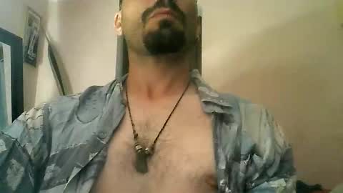 Snapshot of kratoskratoskratos chatting on May 30, 2026, 1:57 am Kratos online show from May 30, 2026, 1:57 am