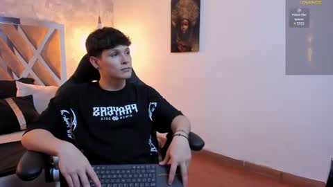 Snapshot of kraven_lust chatting on July 3, 2026, 3:02 am Kraven online show from July 3, 2026, 3:02 am