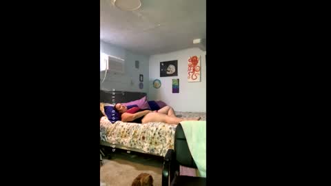 kreamyk420 online show from April 8, 2026, 2:06 pm