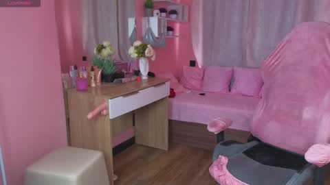 kris_braun online show from March 7, 2026, 6:21 am