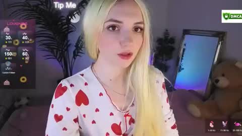 Snapshot of kris_kiskis chatting on November 7, 2025, 4:34 am Kris kiskis online show from November 7, 2025, 4:34 am