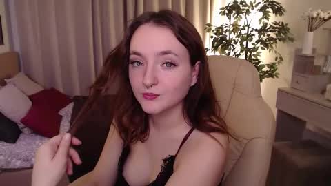 kris_loken online show from November 27, 2025, 7:43 am