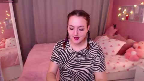 kris_loken online show from December 5, 2025, 7:39 am