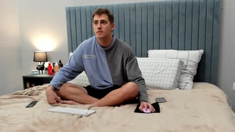 krishort online show from December 15, 2024, 8:04 pm