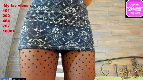 KrisiFollow me  Thumb UP  online show from January 18, 2025, 6:56 am