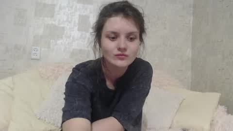 krissvoss online show from May 13, 2026, 8:27 pm