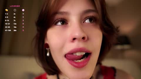 Sarah online show from September 29, 2025, 1:11 am