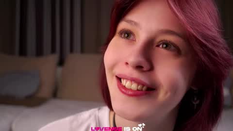 Sarah online show from June 3, 2026, 1:08 am