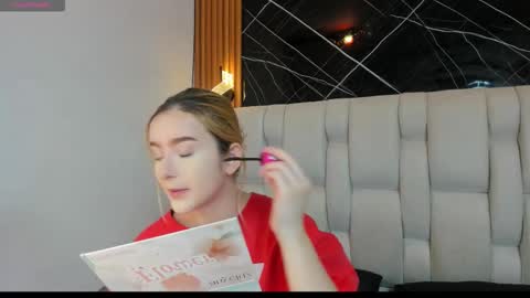 kristal online show from November 13, 2025, 12:48 pm