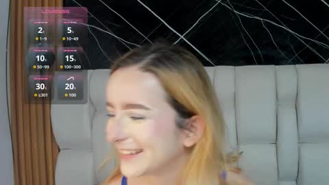 kristal online show from November 23, 2025, 1:27 am