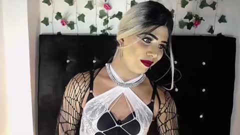 kristal_queen01 online show from March 22, 2026, 7:45 am