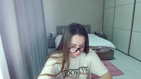 twitter    Annemarye 23 online show from March 7, 2026, 9:06 am