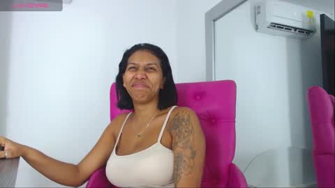 kristel_lee online show from December 13, 2024, 12:06 pm