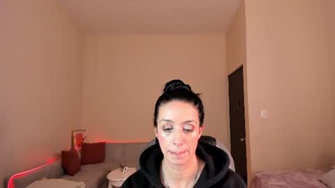 Snapshot of kristen_garner chatting on June 24, 2026, 7:24 pm Sophia online show from June 24, 2026, 7:24 pm