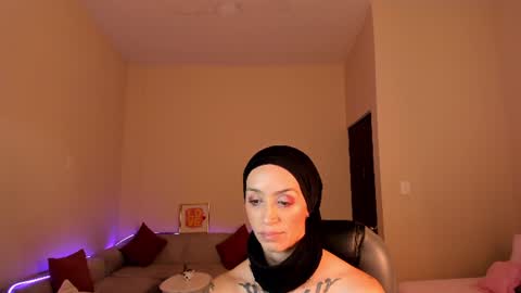 Snapshot of kristen_garner chatting on July 1, 2026, 7:24 pm Sophia online show from July 1, 2026, 7:24 pm