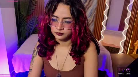 Snapshot of kristen_tay chatting on June 4, 2026, 2:39 am kristen_tay online show from June 4, 2026, 2:39 am