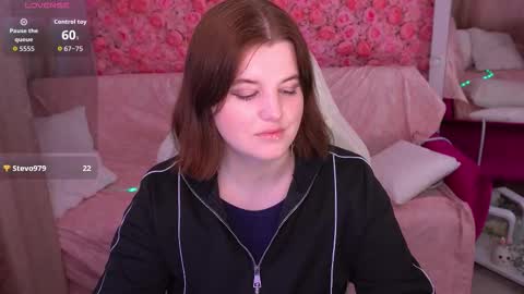 kristifoxy online show from March 9, 2026, 7:34 am