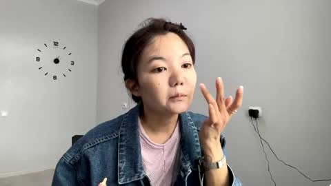 Rin online show from April 18, 2026, 9:02 am