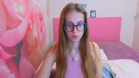 Kristina Adel online show from April 22, 2026, 7:22 am