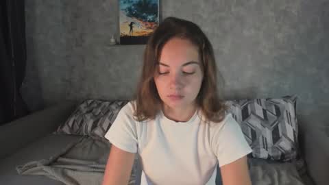 Kristina online show from October 5, 2025, 1:09 pm