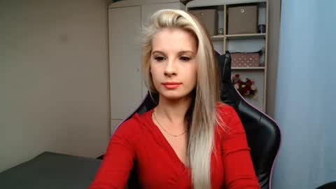 KristineAmore online show from July 27, 2026, 2:13 pm