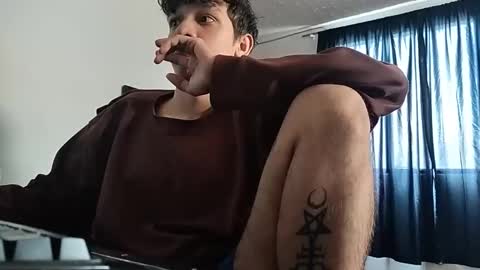 kristof1020 online show from November 8, 2025, 5:23 pm