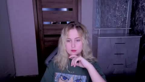 Kristy online show from June 20, 2026, 6:11 pm